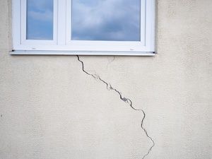 Beweissicherung Riss Fenster 